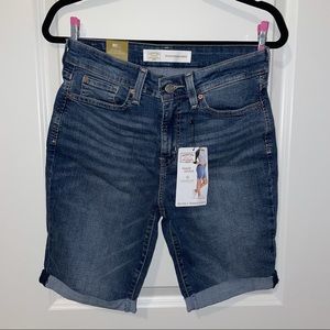 Signature Levi Strauss Mid Rise Bermuda Shorts
